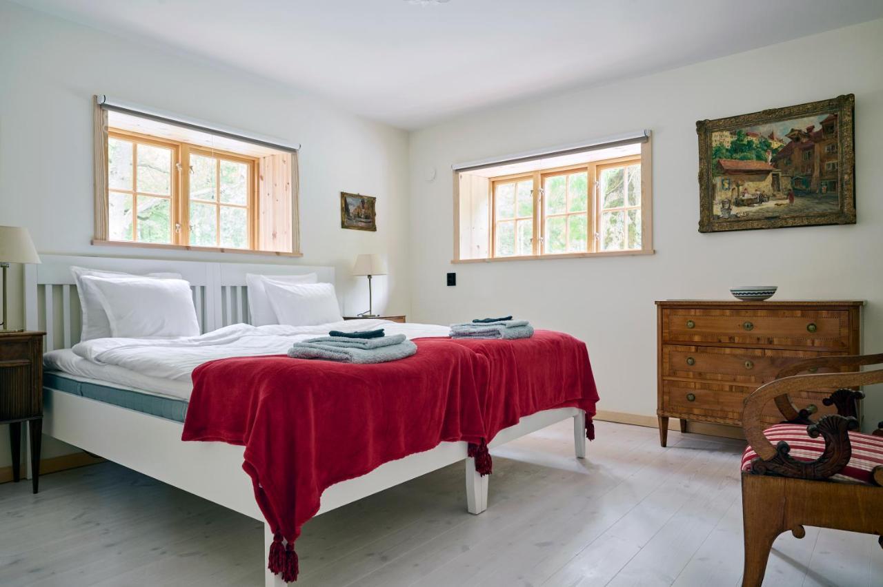הוילה מאריפרד Spectacular 6-Bed House In Beautiful Manor Park מראה חיצוני תמונה