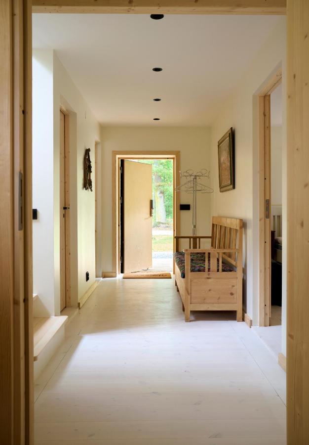 הוילה מאריפרד Spectacular 6-Bed House In Beautiful Manor Park מראה חיצוני תמונה