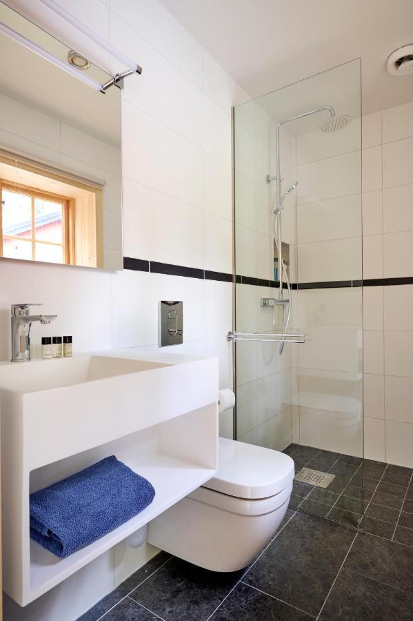 הוילה מאריפרד Spectacular 6-Bed House In Beautiful Manor Park מראה חיצוני תמונה